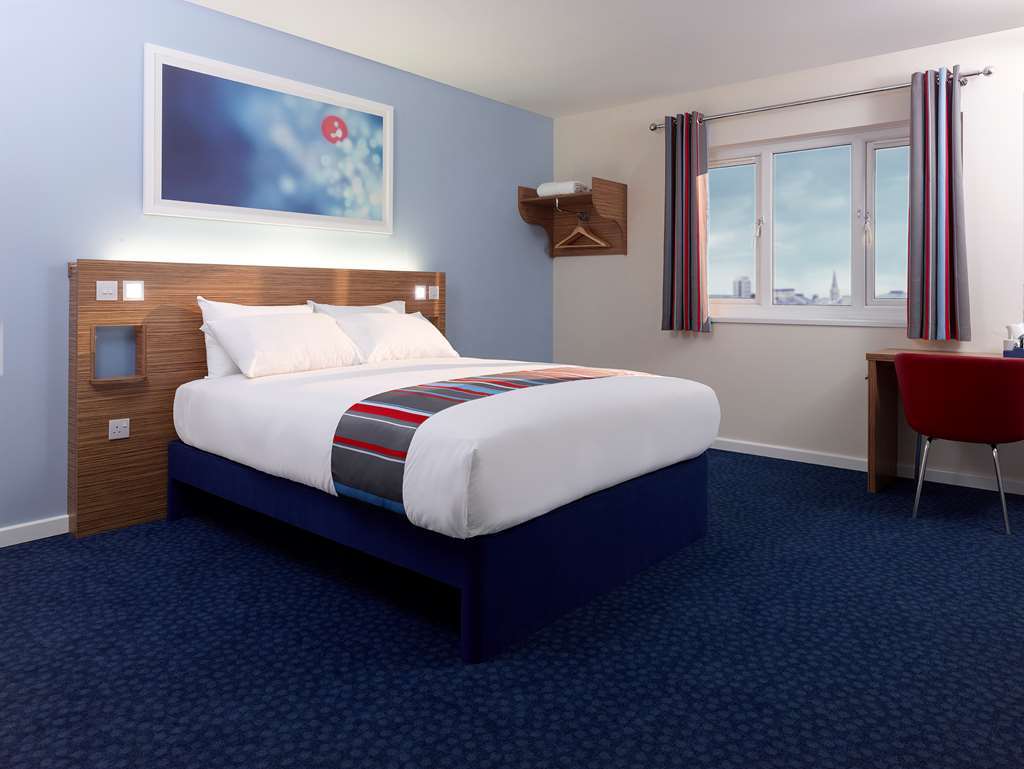 Travelodge Droitwich Szoba fotó