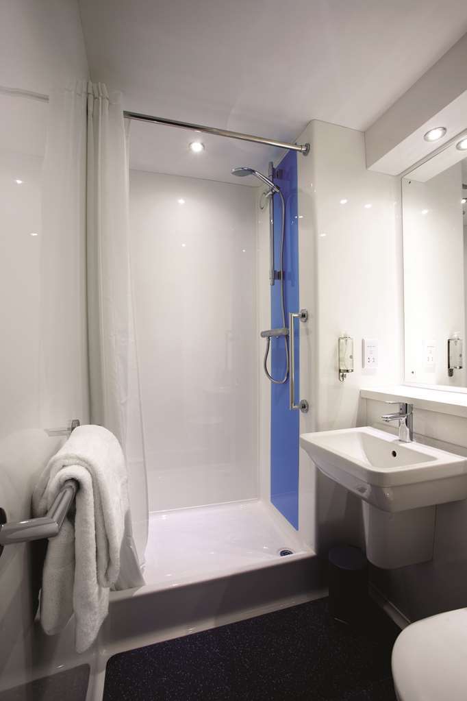 Travelodge Droitwich Szoba fotó