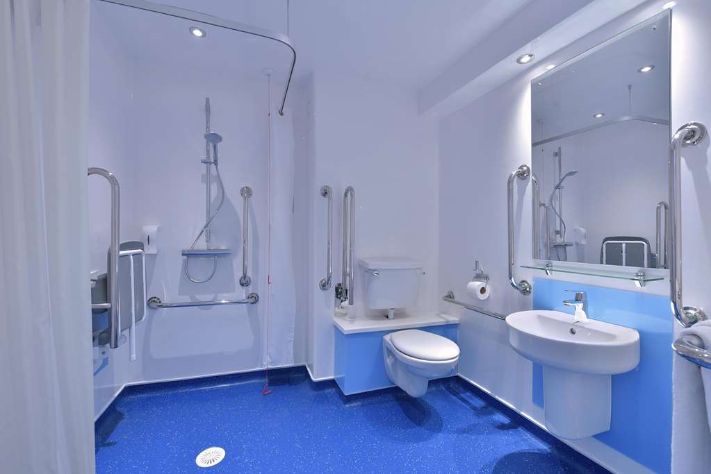 Travelodge Droitwich Szoba fotó